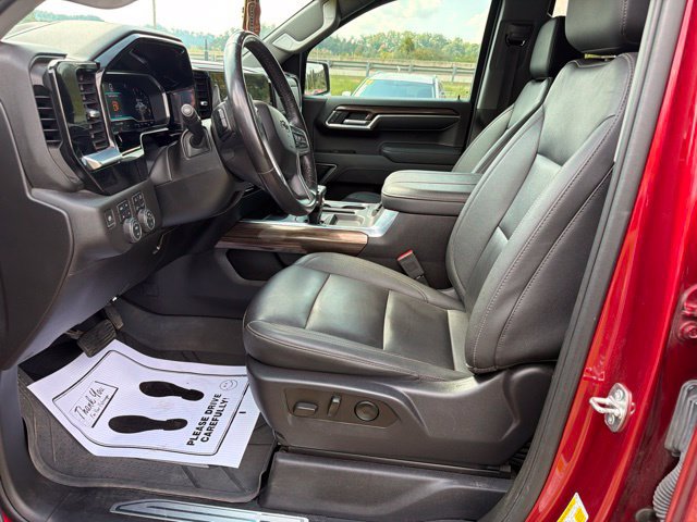 Used 2023 Chevrolet Silverado 1500 RST w/ Convenience Package II AWD/4WD image 22