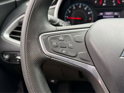 Used 2022 Chevrolet Malibu LS FWD image 25