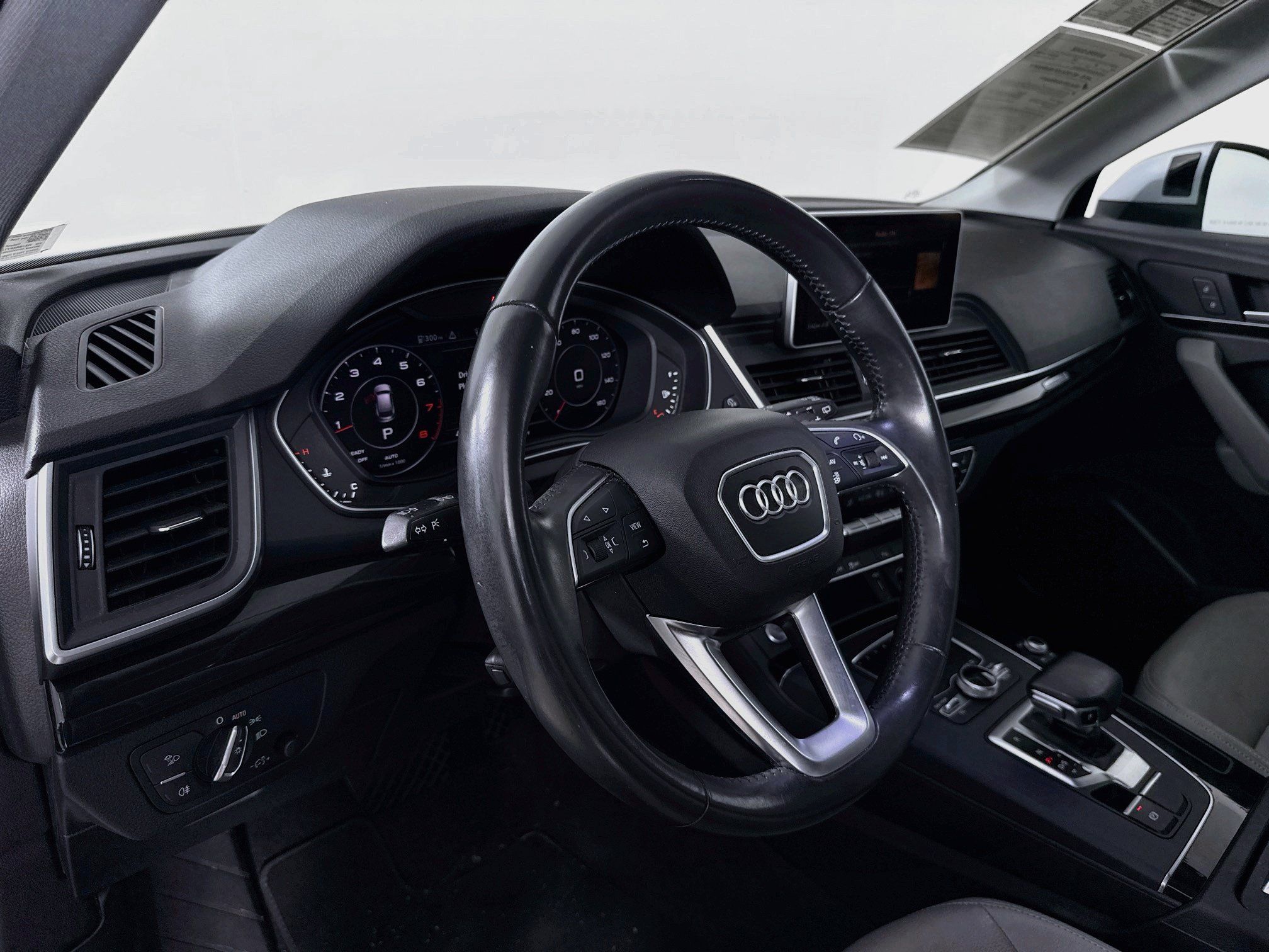 Used 2018 Audi Q5 2.0T Premium Plus w/ Premium Plus Package AWD/4WD image 9