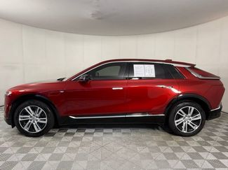 Certified 2024 Cadillac Lyriq Tech w/ Driver Assist Package AWD/4WD video 3