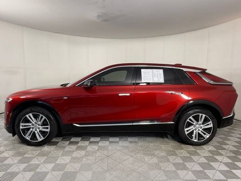 Certified 2024 Cadillac Lyriq Tech w/ Driver Assist Package AWD/4WD image 3