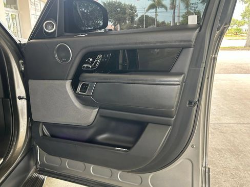 Used 2019 Land Rover Range Rover Supercharged AWD/4WD image 27