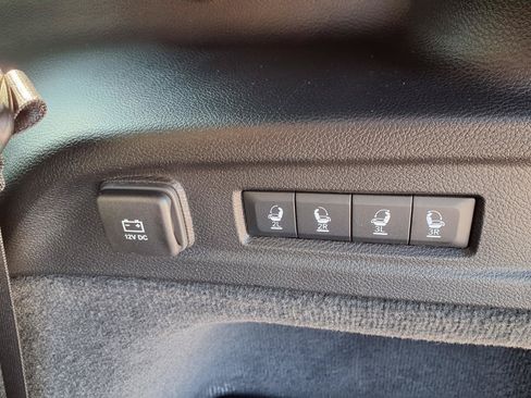 Used 2025 Jeep Grand Cherokee L Summit w/ Advanced Protech Group IV AWD/4WD image 38