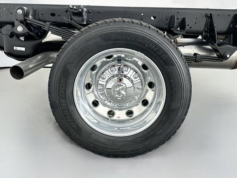 New 2026 RAM 4500 Tradesman w/ Chrome Appearance Group AWD/4WD image 15