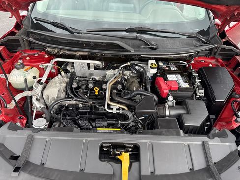 Used 2021 Nissan Rogue S FWD image 10