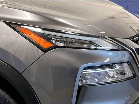 Certified 2023 Nissan Rogue SV w/ SV Premium B Package AWD/4WD image 33