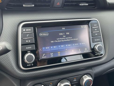 Used 2025 Nissan Kicks Play S image 23