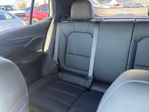 Used 2025 Buick Envista Sport Touring image 37