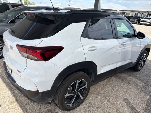 Used 2023 Chevrolet TrailBlazer RS AWD/4WD image 5