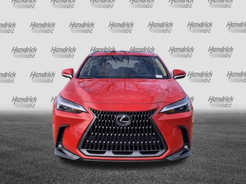 Certified 2025 Lexus NX 250 FWD w/ Towing Package (2000 Lbs) image 3