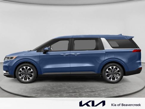 Used 2024 Kia Carnival EX FWD image 3