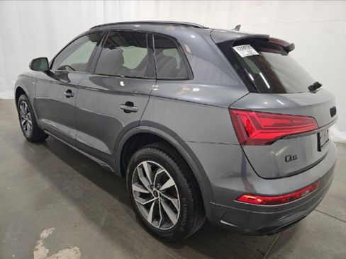 Used 2024 Audi Q5 2.0T Premium w/ Summer of Audi Package image 4