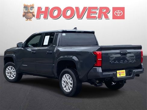 Used 2024 Toyota Tacoma SR5 image 5