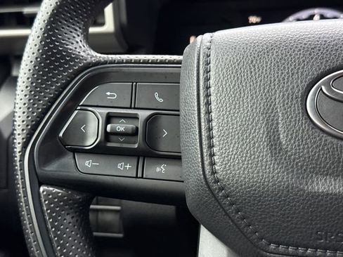 Used 2025 Toyota Tacoma SR RWD image 28