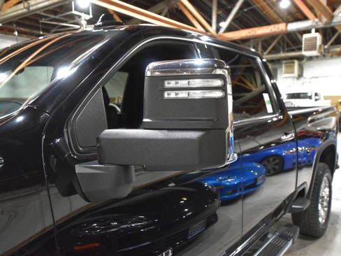 Used 2023 Chevrolet Silverado 3500 High Country w/ Z71 Off-Road Package AWD/4WD image 61