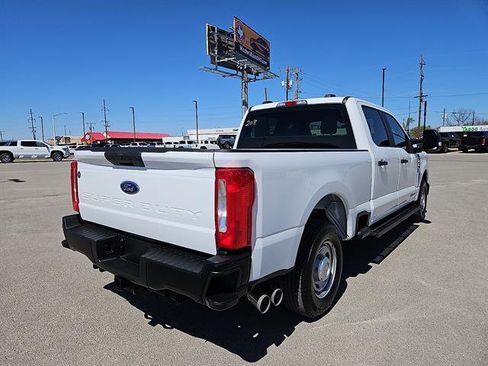 Used 2025 Ford F250 XL image 5