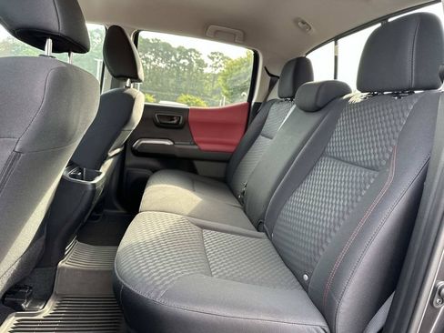 Used 2023 Toyota Tacoma SR5 w/ SR5 Appearance Package RWD image 14