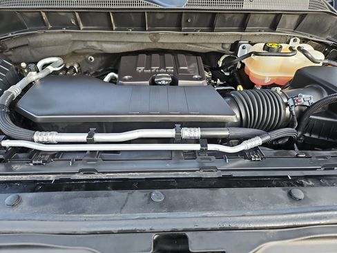 Used 2022 Chevrolet Silverado 1500 Custom image 32