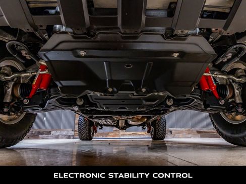 Used 2025 Toyota Tacoma TRD Off-Road image 13