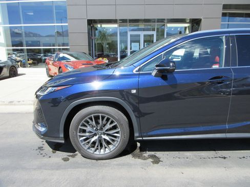 Used 2022 Lexus RX 450h F Sport w/ Accessory Package AWD/4WD image 2