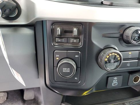 New 2026 Ford F450 XL w/ XL Chrome Package image 14