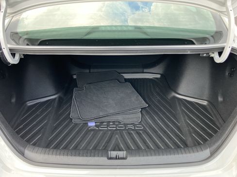 Used 2025 Honda Accord LX image 33