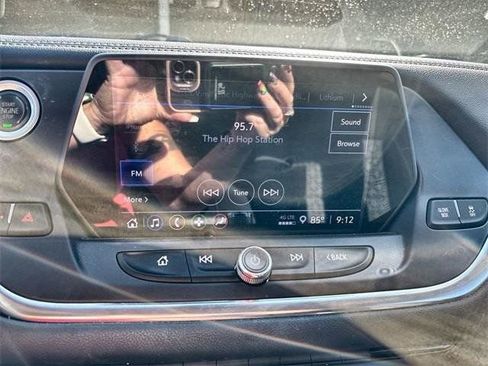 Used 2022 Chevrolet Blazer LT image 16