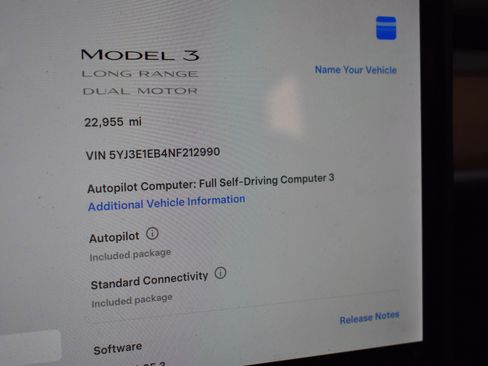 Used 2022 Tesla Model 3 Long Range AWD/4WD image 11