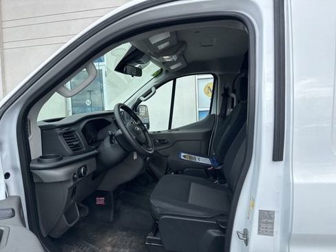 Used 2024 Ford Transit 250 Low Roof w/ Exterior Upgrade Package image 8