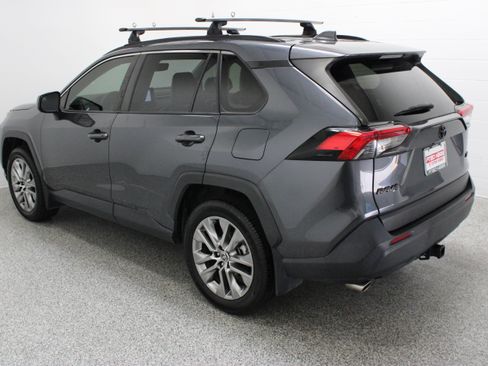 Used 2023 Toyota RAV4 XLE Premium FWD image 9