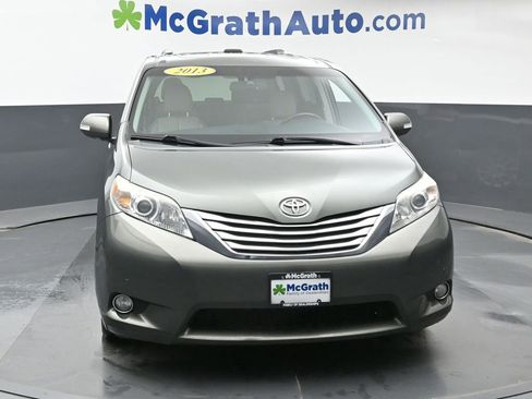 Used 2013 Toyota Sienna XLE image 4