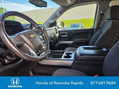 Used 2017 Chevrolet Silverado 1500 LT w/ All Star Edition AWD/4WD image 10