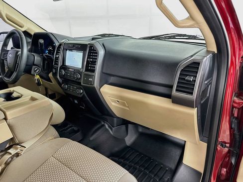 Used 2017 Ford F150 XLT w/ Equipment Group 302A Luxury RWD image 33