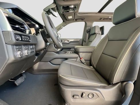 New 2026 GMC Yukon XL Elevation w/ Elevation Premium Package image 15