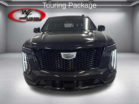 Used 2026 Cadillac Escalade Platinum Sport w/ LPO, ONYX Package AWD/4WD image 2