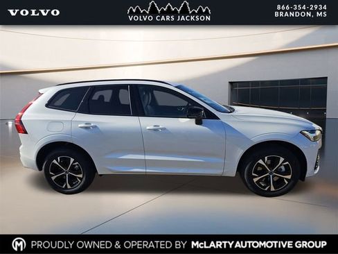 New 2026 Volvo XC60 B5 Core w/ Protection Package Premier AWD/4WD image 3