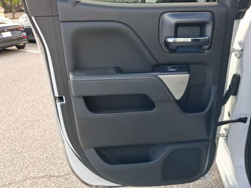 Used 2019 Chevrolet Silverado 1500 LT RWD image 20