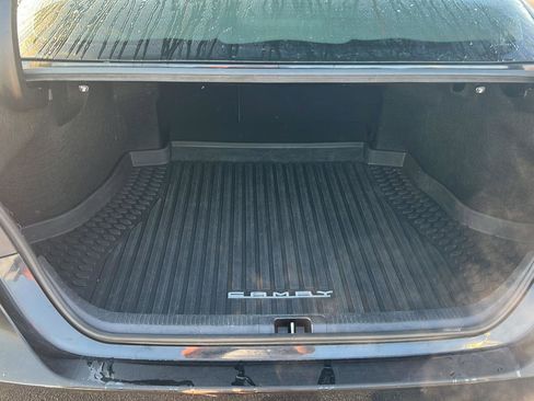 Used 2023 Toyota Camry SE image 32