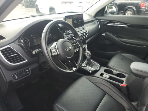 Used 2021 Kia Seltos SX AWD/4WD image 11