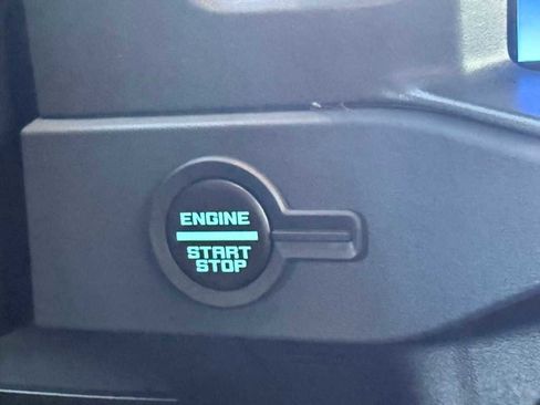 New 2025 Ford Bronco Big Bend w/ Black Diamond Package image 15