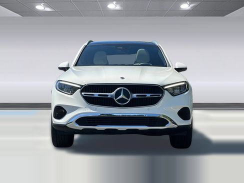 Certified 2024 Mercedes-Benz GLC 300 image 6