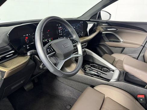 Used 2025 Audi Q5 Premium Plus w/ Premium Plus AWD/4WD image 12