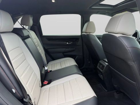 Used 2024 Honda CR-V Sport Touring image 31