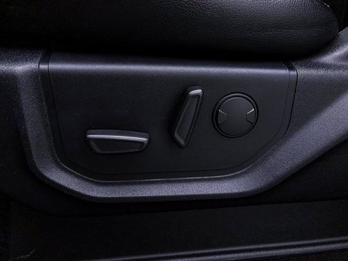 Used 2020 Ford F250 Lariat image 14