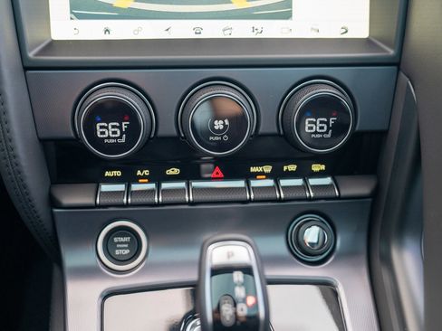 Used 2023 Jaguar F-TYPE R image 19