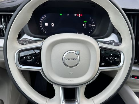 New 2026 Volvo XC60 T8 Ultra w/ Protection Package Premier image 23