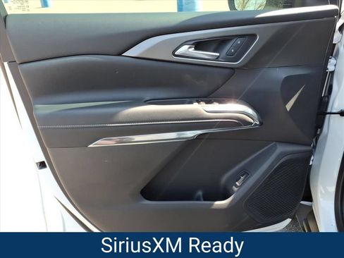 New 2026 Chevrolet Traverse LT w/ Driver Confidence Package FWD image 16