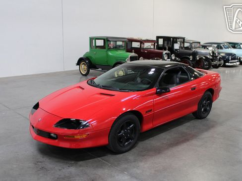 Used 1993 Chevrolet Camaro Z28 RWD image 6