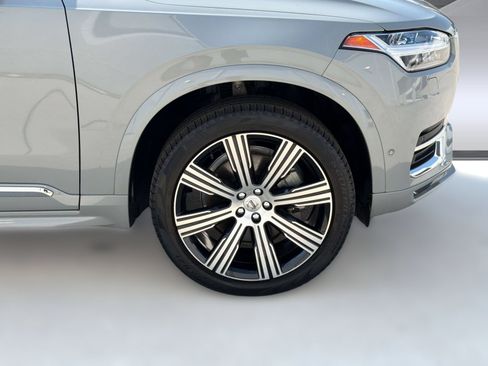 Used 2024 Volvo XC90 B6 Ultimate AWD/4WD image 12