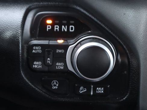 Used 2020 RAM 1500 Big Horn AWD/4WD image 30